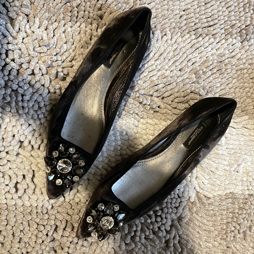 Brand: Dolce and Gabbana Condition: Used once Size: 37